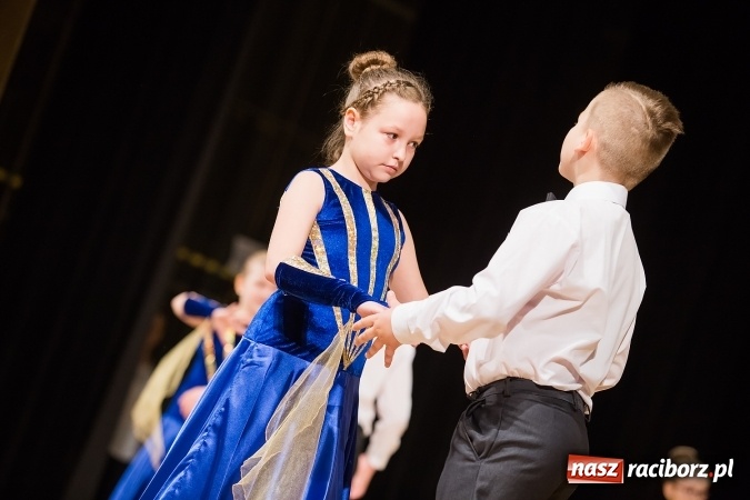Zdjęcie w galerii na portalu naszraciborz.pl: X Powiatowy Festiwal Twórczości Artystycznej - konkurs tańca wiadomości z regionu