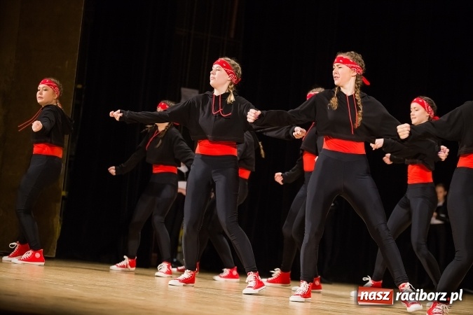 Zdjęcie w galerii na portalu naszraciborz.pl: X Powiatowy Festiwal Twórczości Artystycznej - konkurs tańca wiadomości z regionu