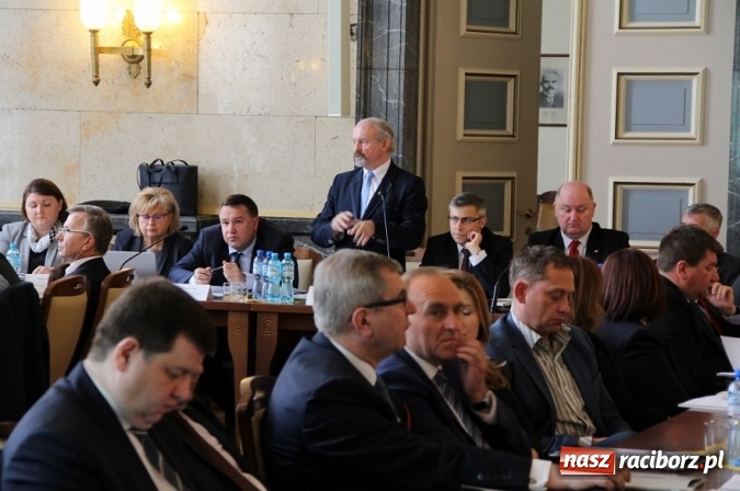 Zdjęcie w galerii na portalu naszraciborz.pl: W Śląskim Urzędzie Wojewódzkim rozmawiano o terenach zdegradowanych  wiadomości z regionu