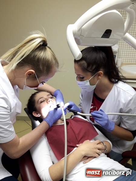 Zdjęcie w galerii na portalu naszraciborz.pl: Higienistka stomatologiczna – zawód dla Ciebie wiadomości z regionu