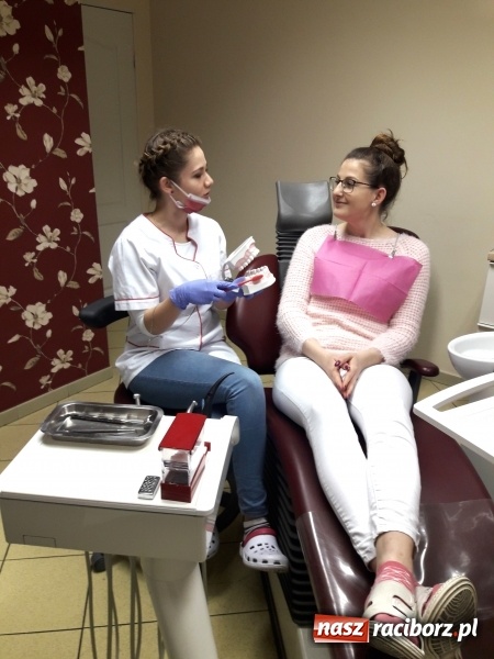 Zdjęcie w galerii na portalu naszraciborz.pl: Higienistka stomatologiczna – zawód dla Ciebie wiadomości z regionu