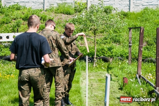 Zdjęcie w galerii na portalu naszraciborz.pl: IX Powiatowe Zawody Strzeleckie uczniów szkół ponadgimnazjalnych za nami. Uczniowie CKZiU nr 2 najlepsi wiadomości z regionu