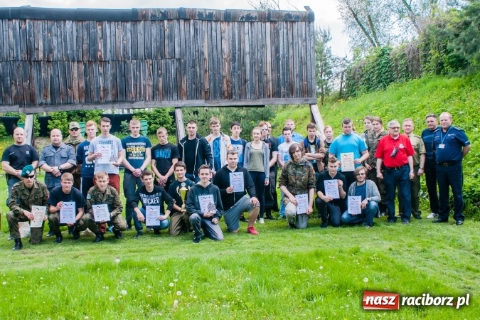 Zdjęcie w galerii na portalu naszraciborz.pl: IX Powiatowe Zawody Strzeleckie uczniów szkół ponadgimnazjalnych za nami. Uczniowie CKZiU nr 2 najlepsi wiadomości z regionu