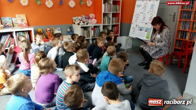 Zdjęcie w galerii na portalu naszraciborz.pl: Spotkanie autorskie, lekcja dla przedszkolaków, warsztaty psychoedukacyjne, czyli Tydzień Bibliotek na Ostrogu  wiadomości z regionu
