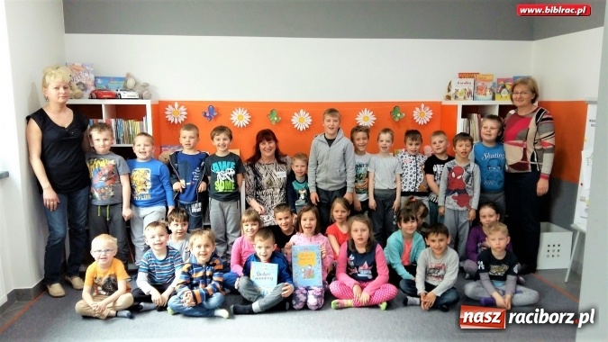 Zdjęcie w galerii na portalu naszraciborz.pl: Spotkanie autorskie, lekcja dla przedszkolaków, warsztaty psychoedukacyjne, czyli Tydzień Bibliotek na Ostrogu  wiadomości z regionu