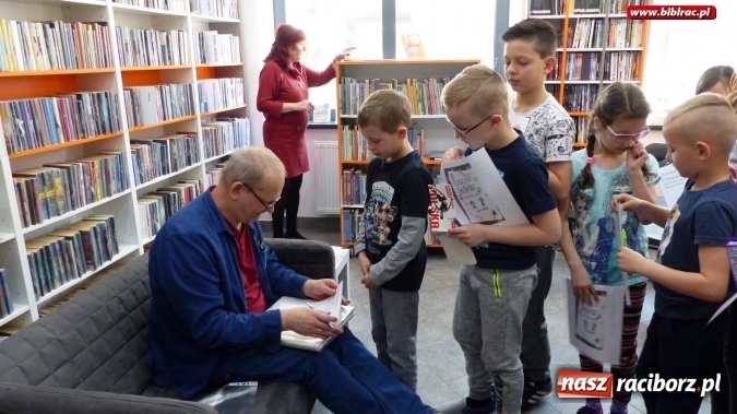 Zdjęcie w galerii na portalu naszraciborz.pl: Spotkanie autorskie, lekcja dla przedszkolaków, warsztaty psychoedukacyjne, czyli Tydzień Bibliotek na Ostrogu  wiadomości z regionu