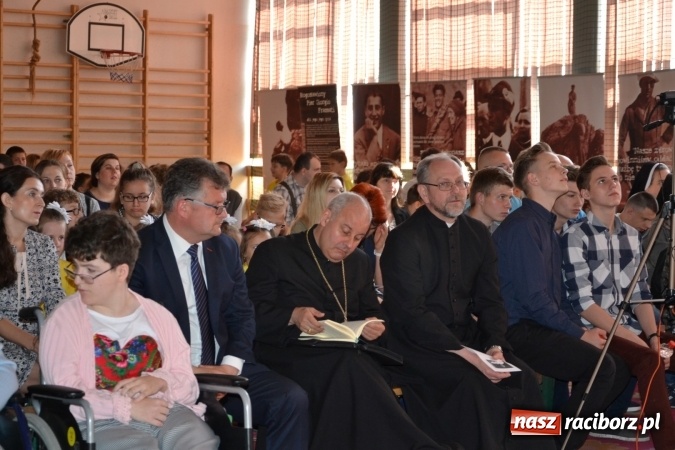 Zdjęcie w galerii na portalu naszraciborz.pl: VII Festiwal Pozytywnych Wartości w Bieńkowicach  wiadomości z regionu