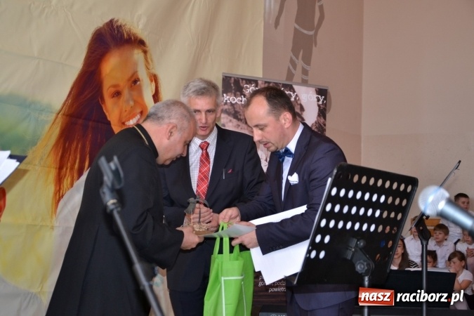 Zdjęcie w galerii na portalu naszraciborz.pl: VII Festiwal Pozytywnych Wartości w Bieńkowicach  wiadomości z regionu