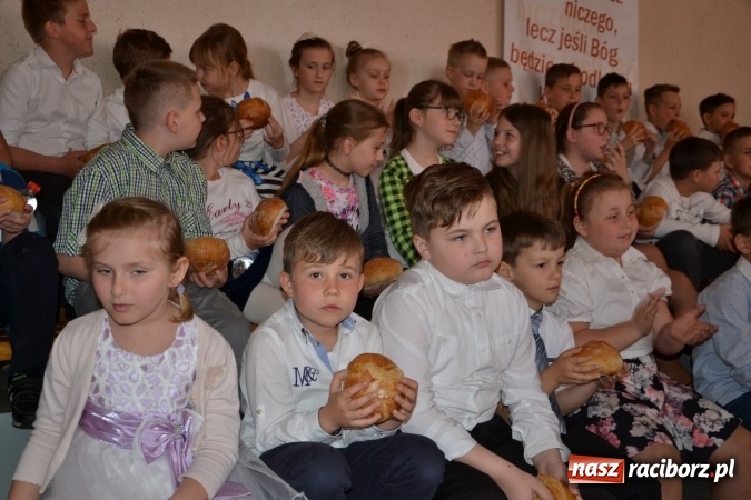 Zdjęcie w galerii na portalu naszraciborz.pl: VII Festiwal Pozytywnych Wartości w Bieńkowicach  wiadomości z regionu