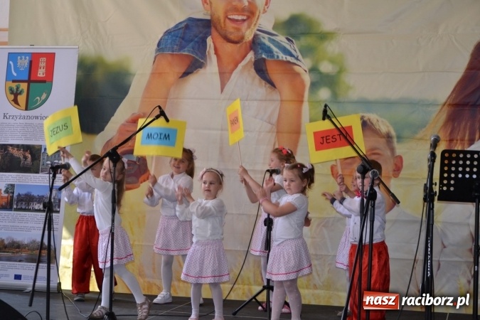 Zdjęcie w galerii na portalu naszraciborz.pl: VII Festiwal Pozytywnych Wartości w Bieńkowicach  wiadomości z regionu