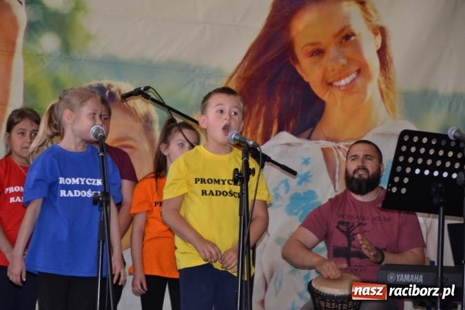 Zdjęcie w galerii na portalu naszraciborz.pl: VII Festiwal Pozytywnych Wartości w Bieńkowicach  wiadomości z regionu