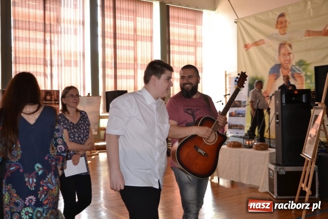 Zdjęcie w galerii na portalu naszraciborz.pl: VII Festiwal Pozytywnych Wartości w Bieńkowicach  wiadomości z regionu