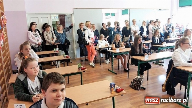 Zdjęcie w galerii na portalu naszraciborz.pl: Wojewódzkie konkursy językowe Der Globus i The Globe w Szkole Podstawowej nr 18 wiadomości z regionu