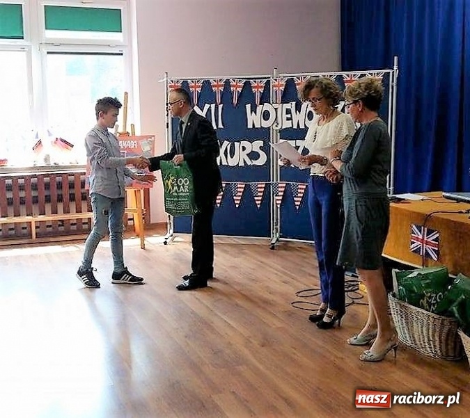 Zdjęcie w galerii na portalu naszraciborz.pl: Wojewódzkie konkursy językowe Der Globus i The Globe w Szkole Podstawowej nr 18 wiadomości z regionu