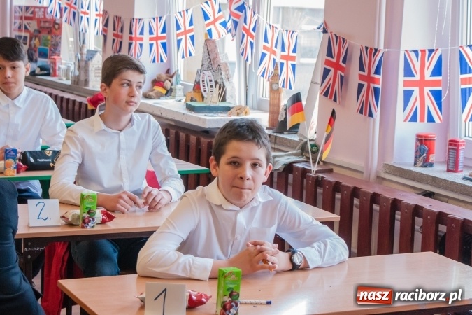 Zdjęcie w galerii na portalu naszraciborz.pl: Wojewódzkie konkursy językowe Der Globus i The Globe w Szkole Podstawowej nr 18 wiadomości z regionu