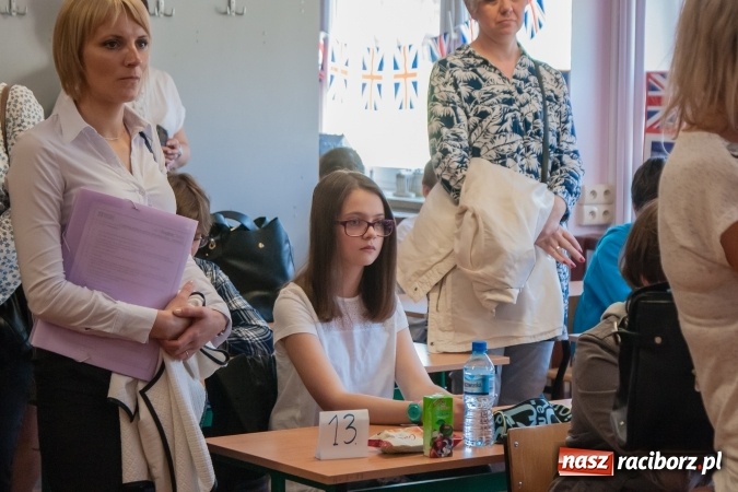 Zdjęcie w galerii na portalu naszraciborz.pl: Wojewódzkie konkursy językowe Der Globus i The Globe w Szkole Podstawowej nr 18 wiadomości z regionu