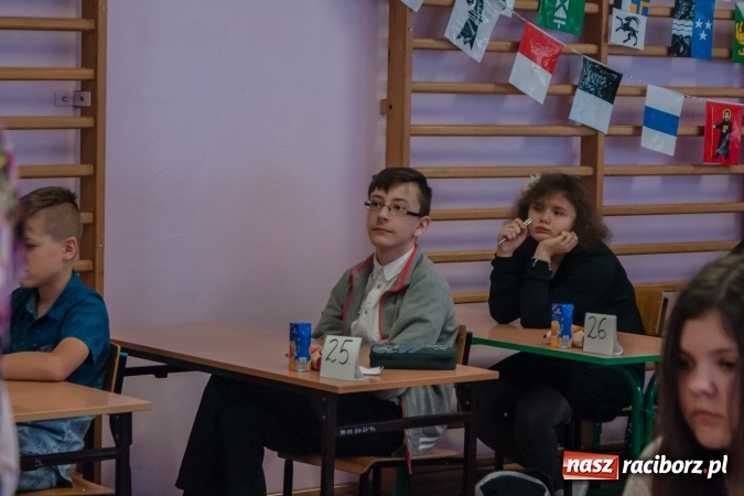 Zdjęcie w galerii na portalu naszraciborz.pl: Wojewódzkie konkursy językowe Der Globus i The Globe w Szkole Podstawowej nr 18 wiadomości z regionu