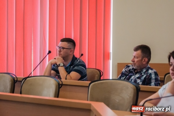 Zdjęcie w galerii na portalu naszraciborz.pl: Spotkanie w sprawie grupowych zakupów gazu i prądu w UM Racibórz wiadomości z regionu