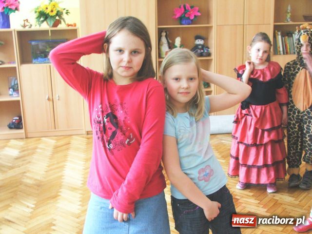 Zdjęcie w galerii na portalu naszraciborz.pl: Konkurs tańca w Trzynastce wiadomości z regionu