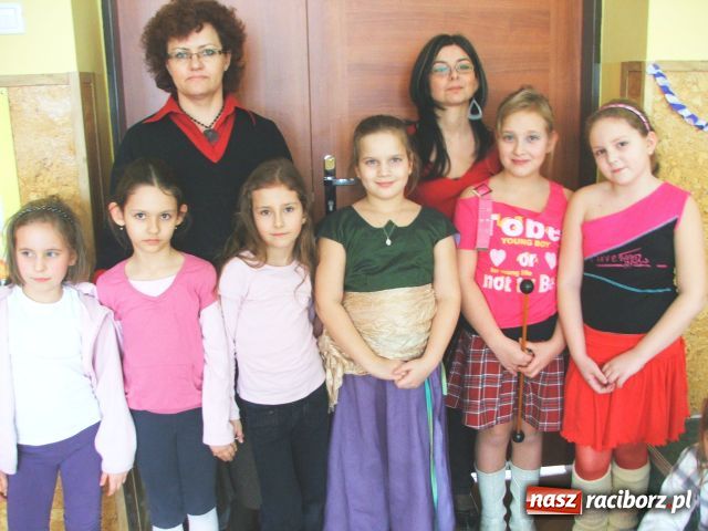 Zdjęcie w galerii na portalu naszraciborz.pl: Konkurs tańca w Trzynastce wiadomości z regionu