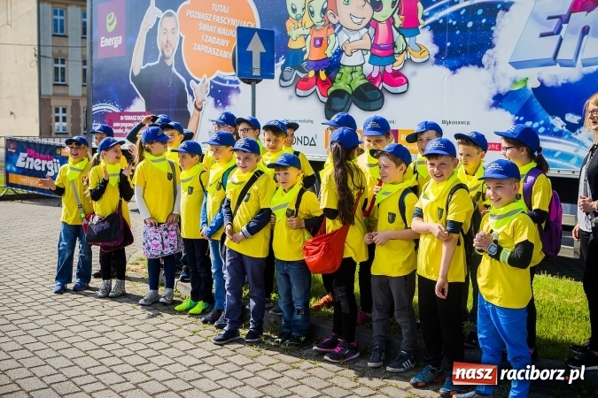 Zdjęcie w galerii na portalu naszraciborz.pl: Naukowe miasteczko Planeta Energii zawitało do Raciborza wiadomości z regionu