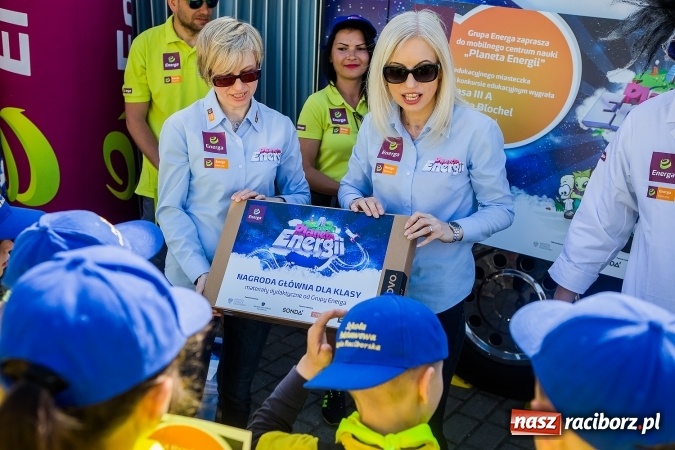 Zdjęcie w galerii na portalu naszraciborz.pl: Naukowe miasteczko Planeta Energii zawitało do Raciborza wiadomości z regionu