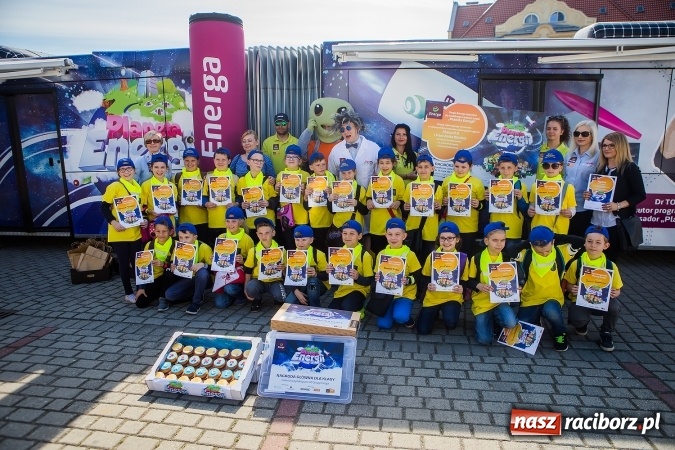 Zdjęcie w galerii na portalu naszraciborz.pl: Naukowe miasteczko Planeta Energii zawitało do Raciborza wiadomości z regionu