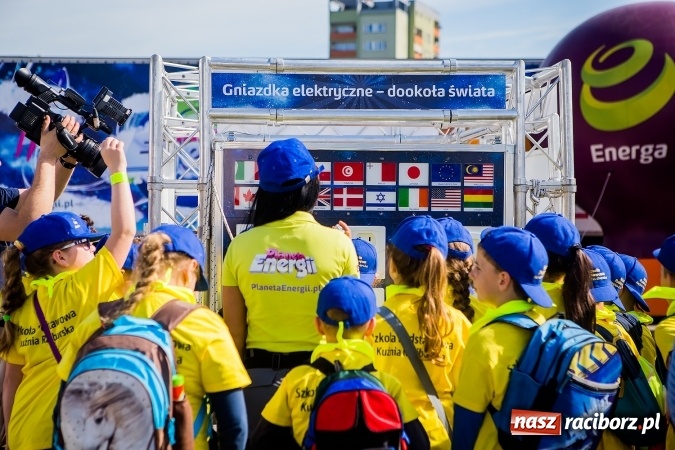 Zdjęcie w galerii na portalu naszraciborz.pl: Naukowe miasteczko Planeta Energii zawitało do Raciborza wiadomości z regionu