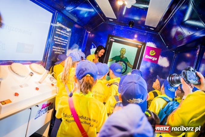 Zdjęcie w galerii na portalu naszraciborz.pl: Naukowe miasteczko Planeta Energii zawitało do Raciborza wiadomości z regionu