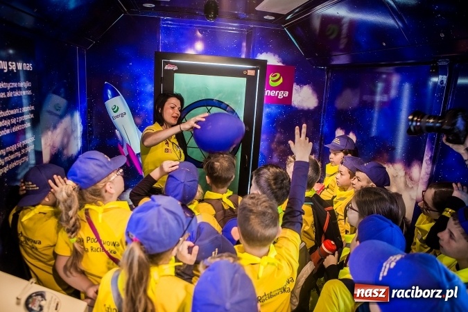 Zdjęcie w galerii na portalu naszraciborz.pl: Naukowe miasteczko Planeta Energii zawitało do Raciborza wiadomości z regionu