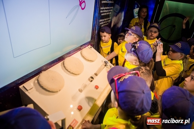 Zdjęcie w galerii na portalu naszraciborz.pl: Naukowe miasteczko Planeta Energii zawitało do Raciborza wiadomości z regionu