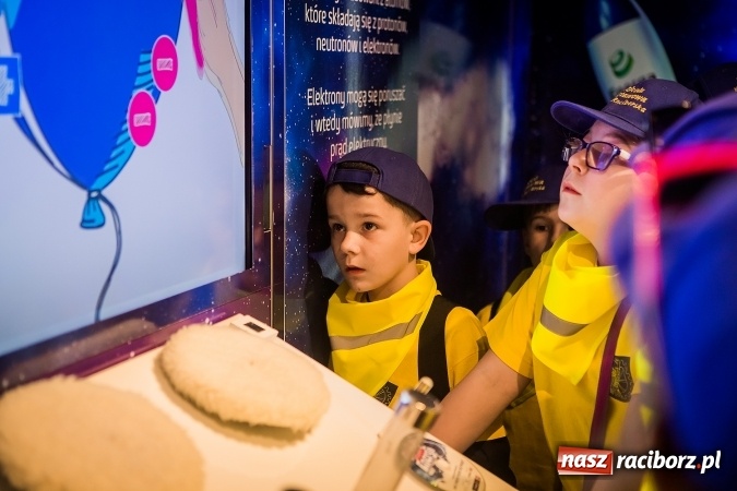 Zdjęcie w galerii na portalu naszraciborz.pl: Naukowe miasteczko Planeta Energii zawitało do Raciborza wiadomości z regionu