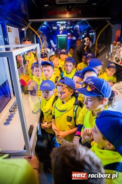 Zdjęcie w galerii na portalu naszraciborz.pl: Naukowe miasteczko Planeta Energii zawitało do Raciborza wiadomości z regionu