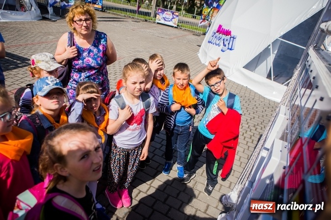 Zdjęcie w galerii na portalu naszraciborz.pl: Naukowe miasteczko Planeta Energii zawitało do Raciborza wiadomości z regionu
