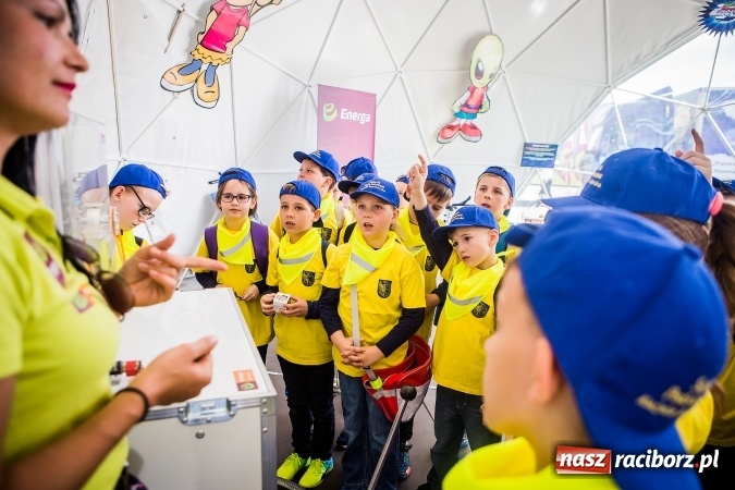 Zdjęcie w galerii na portalu naszraciborz.pl: Naukowe miasteczko Planeta Energii zawitało do Raciborza wiadomości z regionu