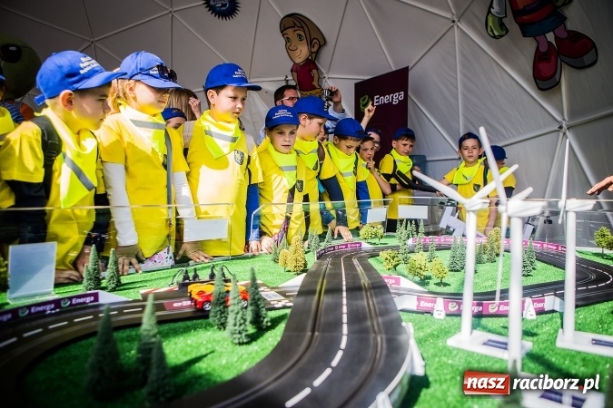 Zdjęcie w galerii na portalu naszraciborz.pl: Naukowe miasteczko Planeta Energii zawitało do Raciborza wiadomości z regionu