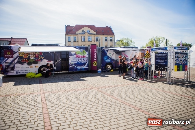 Zdjęcie w galerii na portalu naszraciborz.pl: Naukowe miasteczko Planeta Energii zawitało do Raciborza wiadomości z regionu