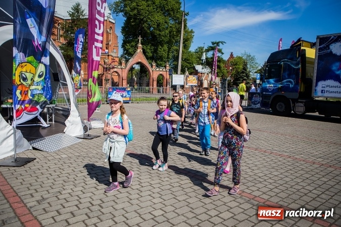 Zdjęcie w galerii na portalu naszraciborz.pl: Naukowe miasteczko Planeta Energii zawitało do Raciborza wiadomości z regionu