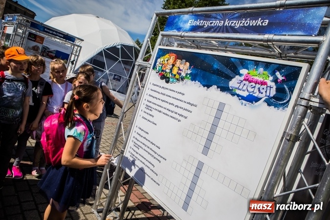 Zdjęcie w galerii na portalu naszraciborz.pl: Naukowe miasteczko Planeta Energii zawitało do Raciborza wiadomości z regionu