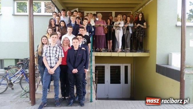 Zdjęcie w galerii na portalu naszraciborz.pl: W Kuźni Raciborskiej podsumowano projekt Filary Demokracji wiadomości z regionu