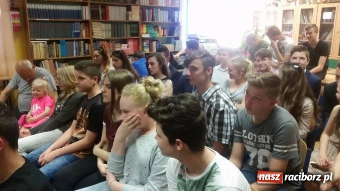 Zdjęcie w galerii na portalu naszraciborz.pl: W Kuźni Raciborskiej podsumowano projekt Filary Demokracji wiadomości z regionu