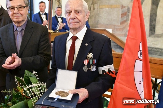 Zdjęcie w galerii na portalu naszraciborz.pl: Marian Szlapański - żywa lekcja historii  wiadomości z regionu