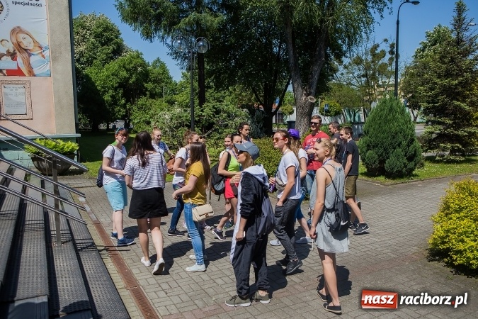 Zdjęcie w galerii na portalu naszraciborz.pl: Gra Miejska w ramach Juwenaliów Raciborskich wiadomości z regionu