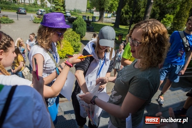Zdjęcie w galerii na portalu naszraciborz.pl: Gra Miejska w ramach Juwenaliów Raciborskich wiadomości z regionu