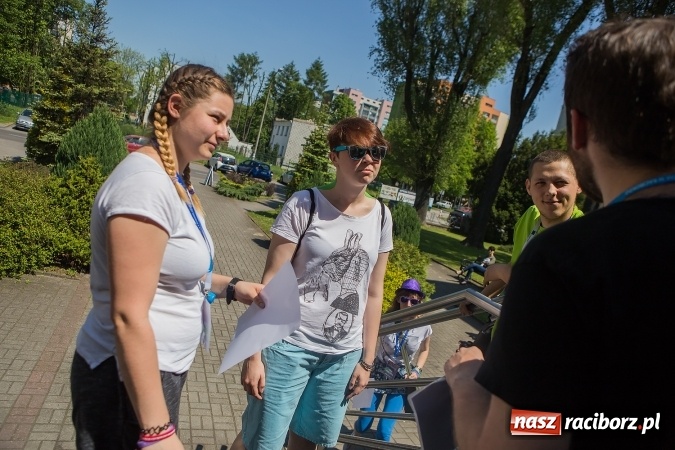 Zdjęcie w galerii na portalu naszraciborz.pl: Gra Miejska w ramach Juwenaliów Raciborskich wiadomości z regionu