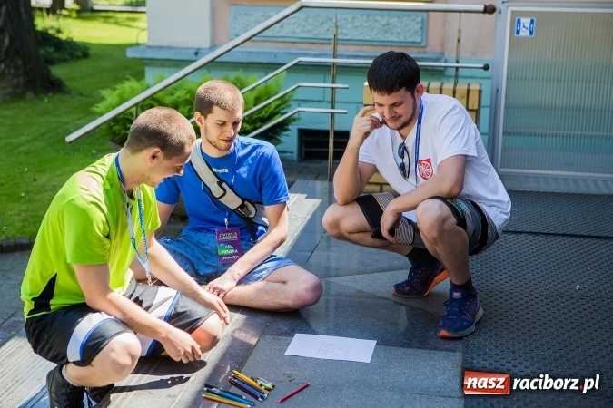 Zdjęcie w galerii na portalu naszraciborz.pl: Gra Miejska w ramach Juwenaliów Raciborskich wiadomości z regionu