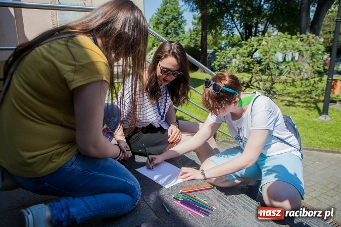 Zdjęcie w galerii na portalu naszraciborz.pl: Gra Miejska w ramach Juwenaliów Raciborskich wiadomości z regionu