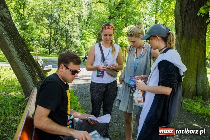 Zdjęcie w galerii na portalu naszraciborz.pl: Gra Miejska w ramach Juwenaliów Raciborskich wiadomości z regionu