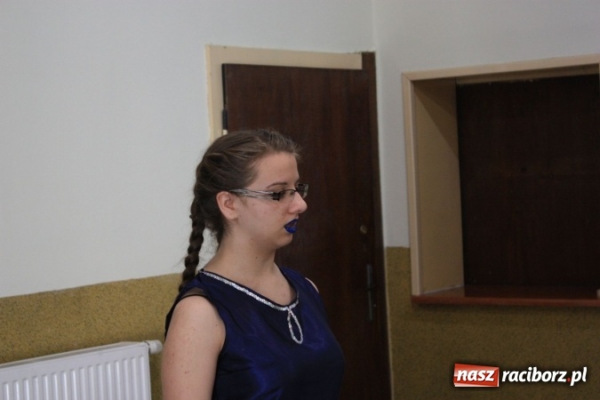 Zdjęcie w galerii na portalu naszraciborz.pl: XVII Gminny Przegląd Zespołów Artystycznych w Krzanowicach  wiadomości z regionu