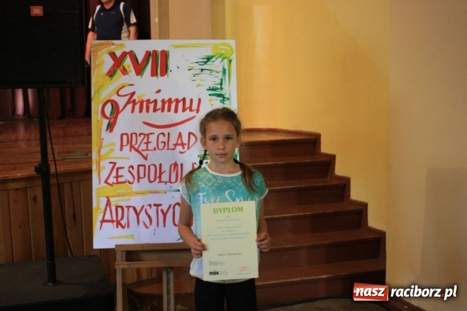 Zdjęcie w galerii na portalu naszraciborz.pl: XVII Gminny Przegląd Zespołów Artystycznych w Krzanowicach  wiadomości z regionu